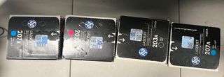8 Toner HP 203A / 207A
7 sigillati. 1 aperto nuovo