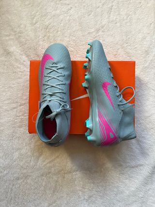 Botas de fútbol Nike Talla 42 Nuevas