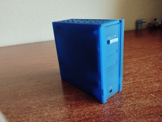 Radio portatil Spanair vintage FM/AM