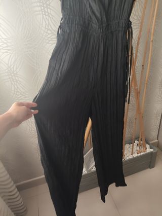 Mono Zara elegante negro talla XS