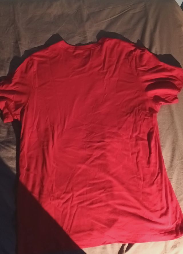 Camiseta Nike Roja