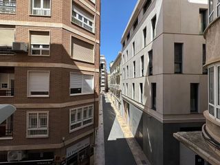 Piso en alquiler en Centro en Murcia