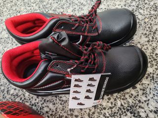 Botas de seguridad MON to FRI