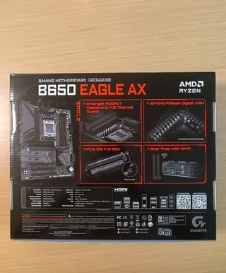 GIGABYTE B650 EAGLE AX Gaming Placa Base
