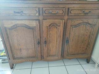 Mueble de madera rústico 150x108x48