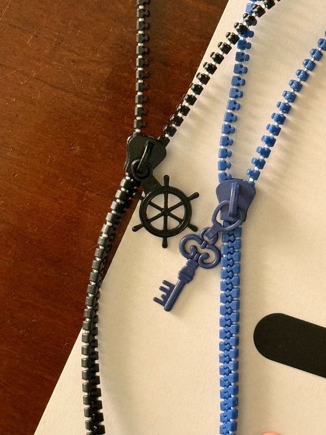 Tracolla per custodia cellulare