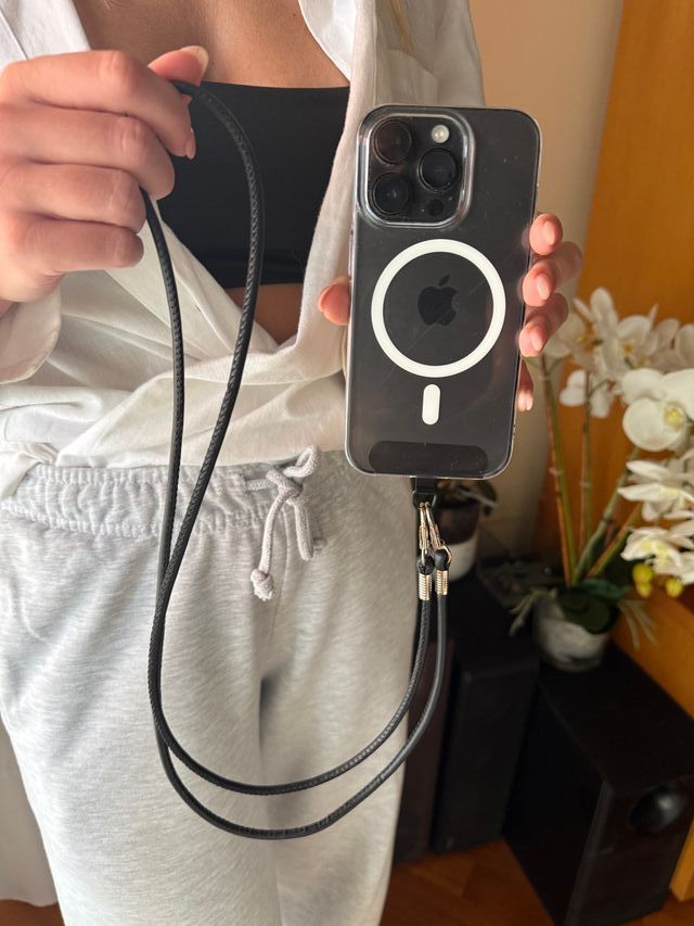 Tracolla per custodia cellulare