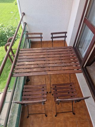 Conjunto mesa y sillas terraza madera y metal