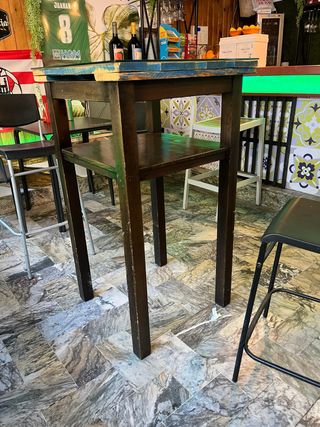 Mesa alta madera y cristal 