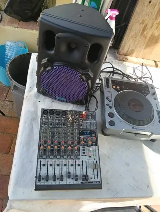 Mesa DJ Pioneer CDJ-800