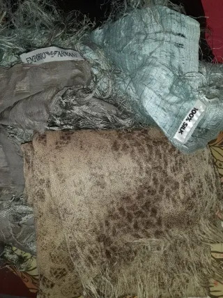 Bufandas, Gorros, Guantes y Pañuelos de marca