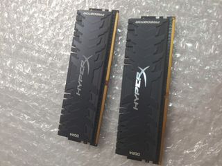 Modulos de Memoria RAM - HyperX DDR4 3000 (2x8GB)