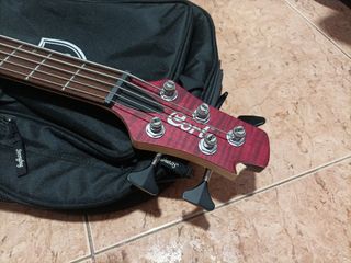 Bajo Cort 5 cuerdas