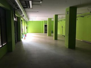 Local comercial en alquiler en Ensanche en Teruel