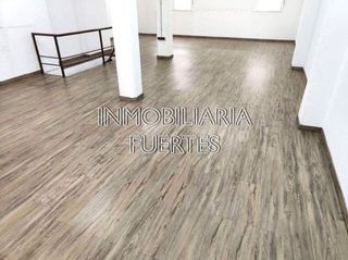 Local comercial en alquiler en Centro Ciudad en León