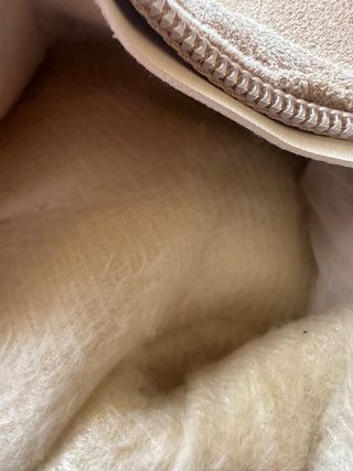 Botas altas beige con pedrería