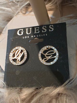 Pendientes Guess G dorados y plateados