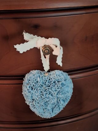 Colgante Corazón Puerta Beige y Blanco