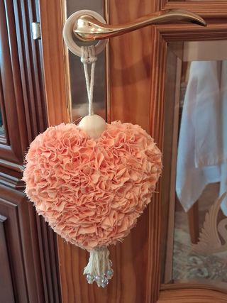 Colgante Corazón Puerta Beige y Blanco