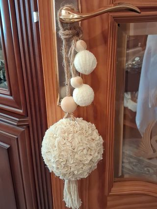Colgante Corazón Puerta Beige y Blanco