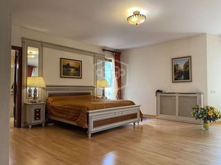 Chalet en alquiler en La Pineda en Castelldefels