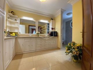 Chalet en alquiler en La Pineda en Castelldefels