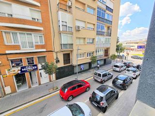 Oficina en alquiler en La Plana en Esplugues de Llobregat