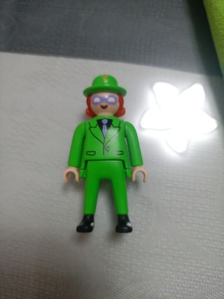 Muñeco Enigma Huevo Kinder