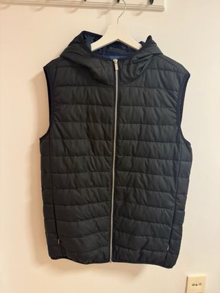 Chaleco Zara con Capucha T/XL