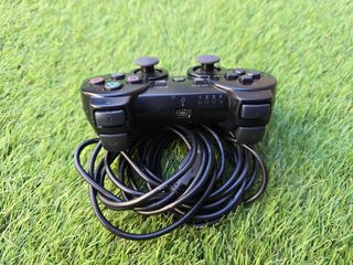2 Mandos tipo PS3 con Cable USB
GAMEPAD 3 TURBO
