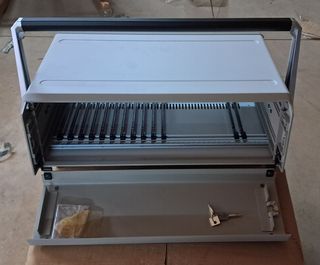 Caja tipo rack montaje electrónica 