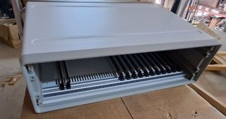 Caja tipo rack montaje electrónica 
