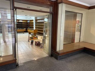 Local comercial en alquiler en Centro en Ourense