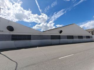 Nave industrial en alquiler en Polígonos - Recinto Ferial Cortijo de Torres en Málaga
