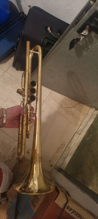 Trompeta Amati Kraslice ATR 241