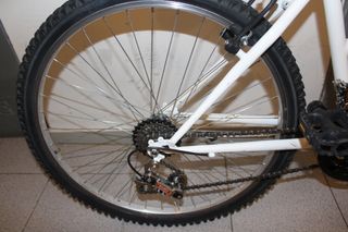 Bicicleta 26 pulgadas. Buen estado. 