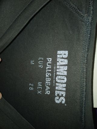 Camiseta Ramones Pull&Bear manga larga