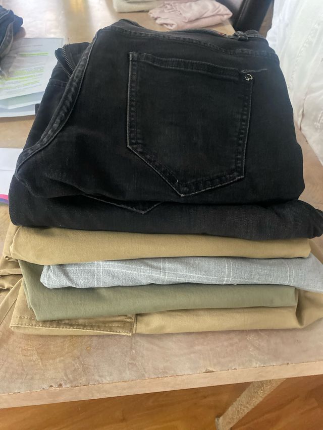 Lote de 6 pantalones varios colores