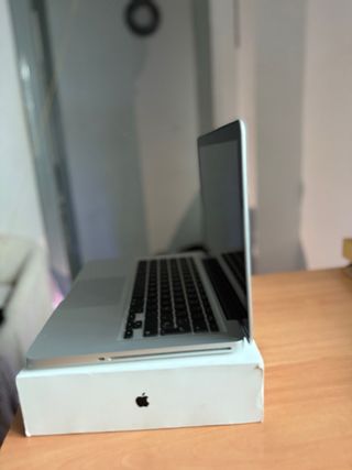 MacBook Pro 13 i5 16GB RAM 500GB SSD + Ofice 2019