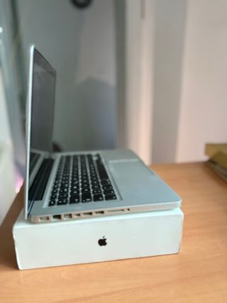 MacBook Pro 13 i5 16GB RAM 500GB SSD + Ofice 2019