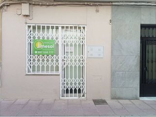 Local comercial en venta en Cabra