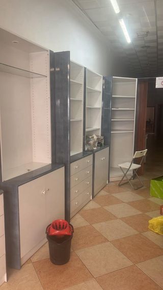 Muebles de tienda urge venta se escucha ofertas