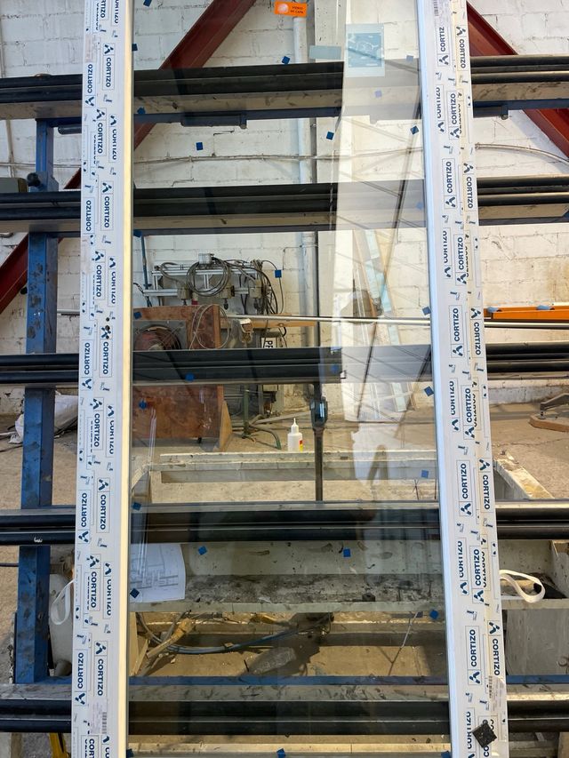 Balcón PVC Cortizo A70 (2 unidades 1 izda-1 dcha)