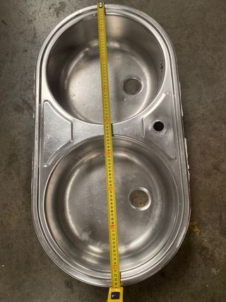 Fregadero doble de metal