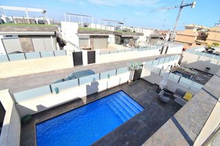 Chalet en venta en Campos de Golf - Villa Martin - Los Dolses en Orihuela