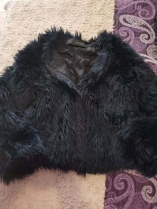 Chaqueta Zara pelo negra Talla M