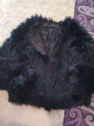 Chaqueta Zara pelo negra Talla M
