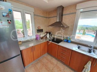 Chalet en venta en Yecla