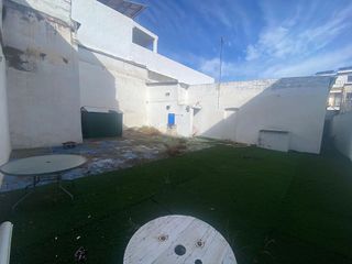 Local comercial en alquiler en Gelves
