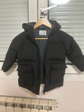 Cazadora Zara Niño Negra Talla 3/4 104cm